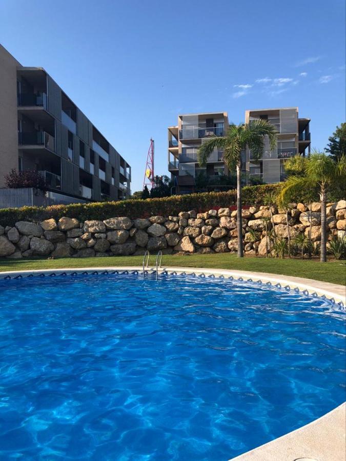 Paradise Village Hogaristic Salou Bagian luar foto